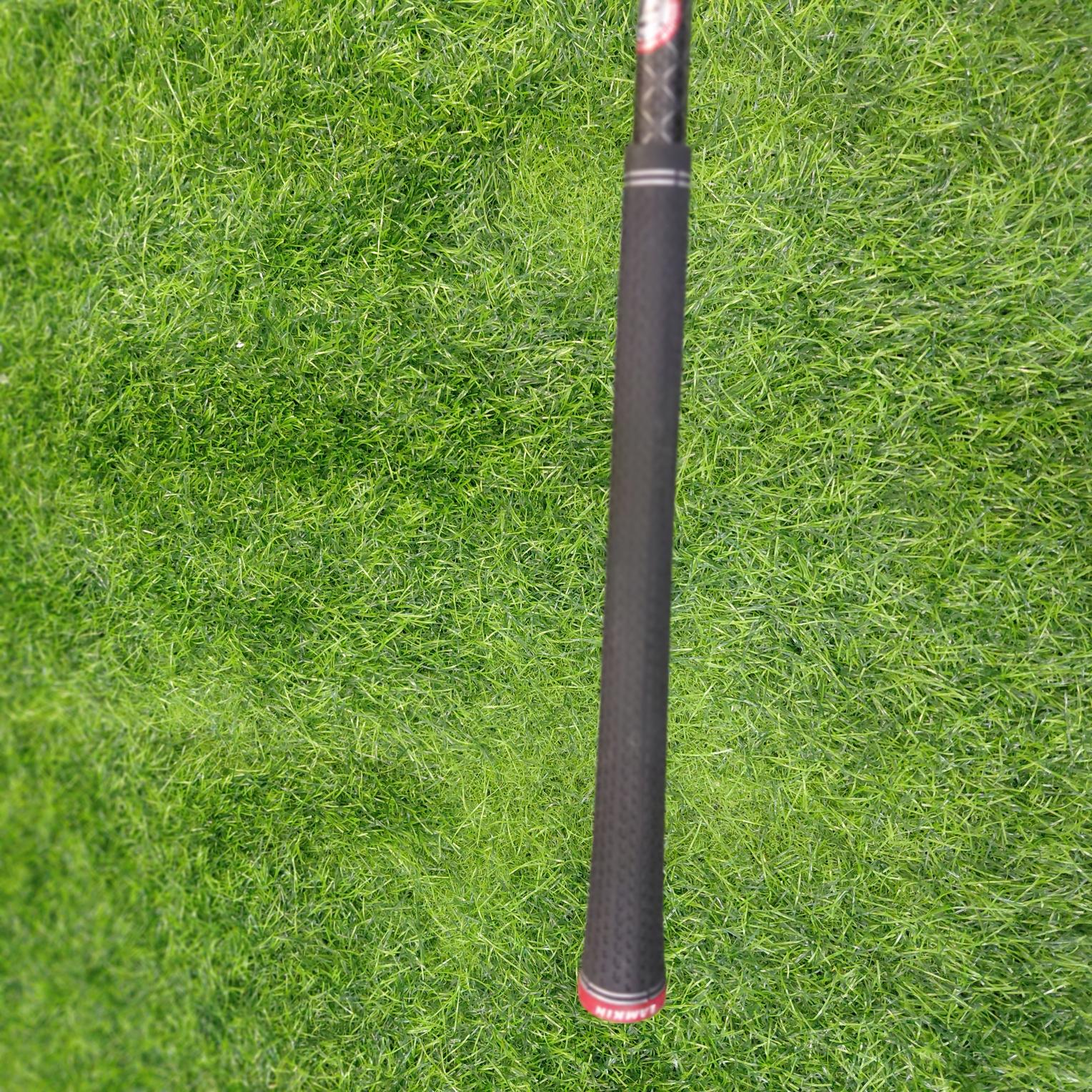 TaylorMade Driver / SIM / 10.5° / R