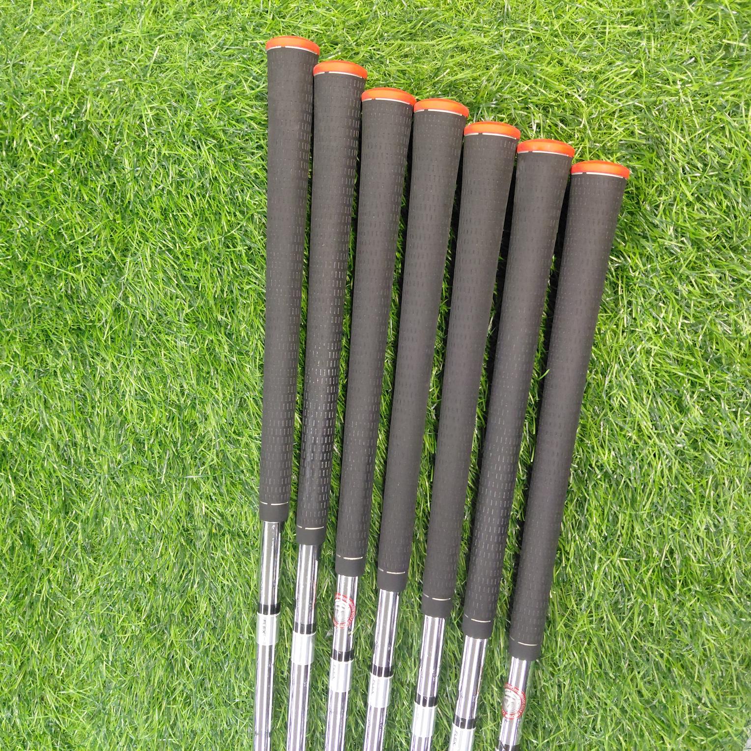 TaylorMade Iron Set / M6 / 7pcs / Lefty / S