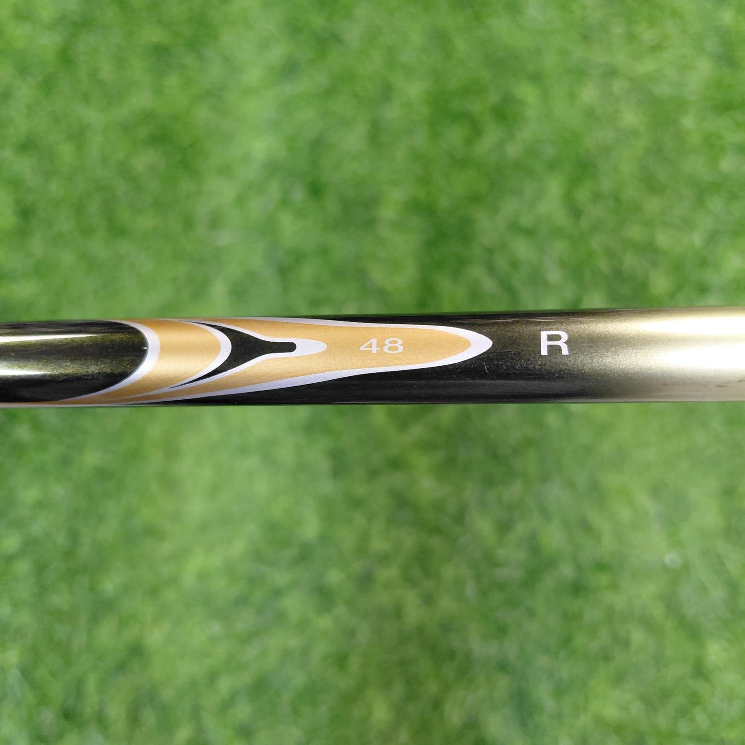 HONMA Driver / BERES E-05 / 2 stars / 12.5 / R