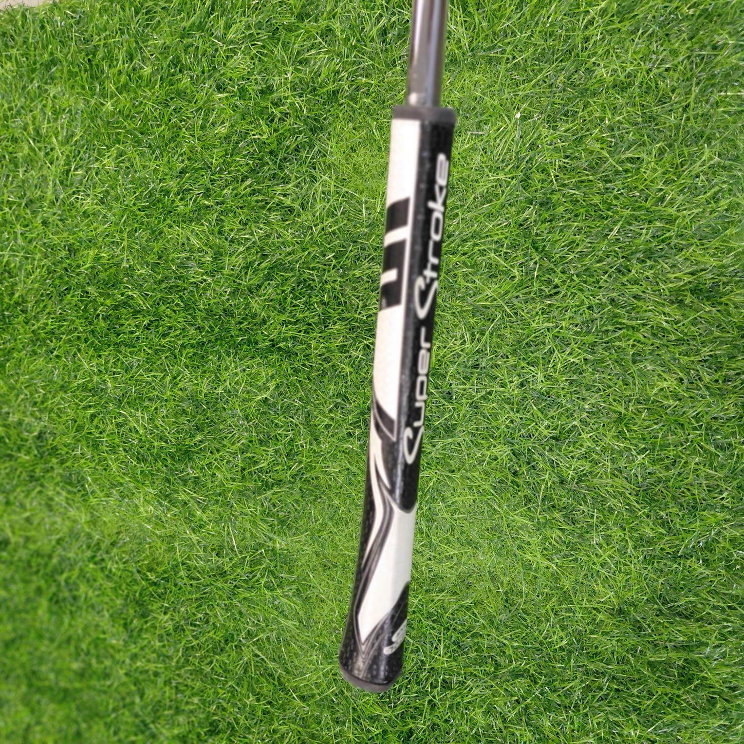 Odyssey Putter / BLACKBIRF / 35"