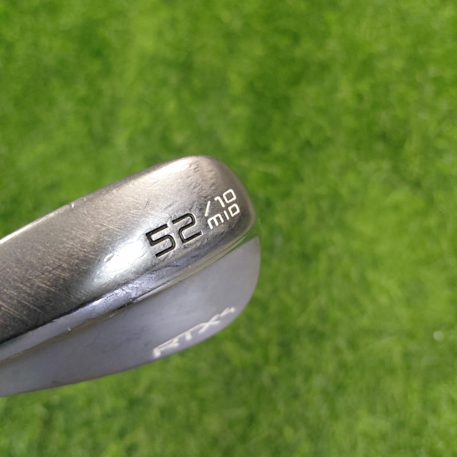 Cleveland Wedge / RTX-4 Tour Satin MID / AW(52.0°) / Lefty / S