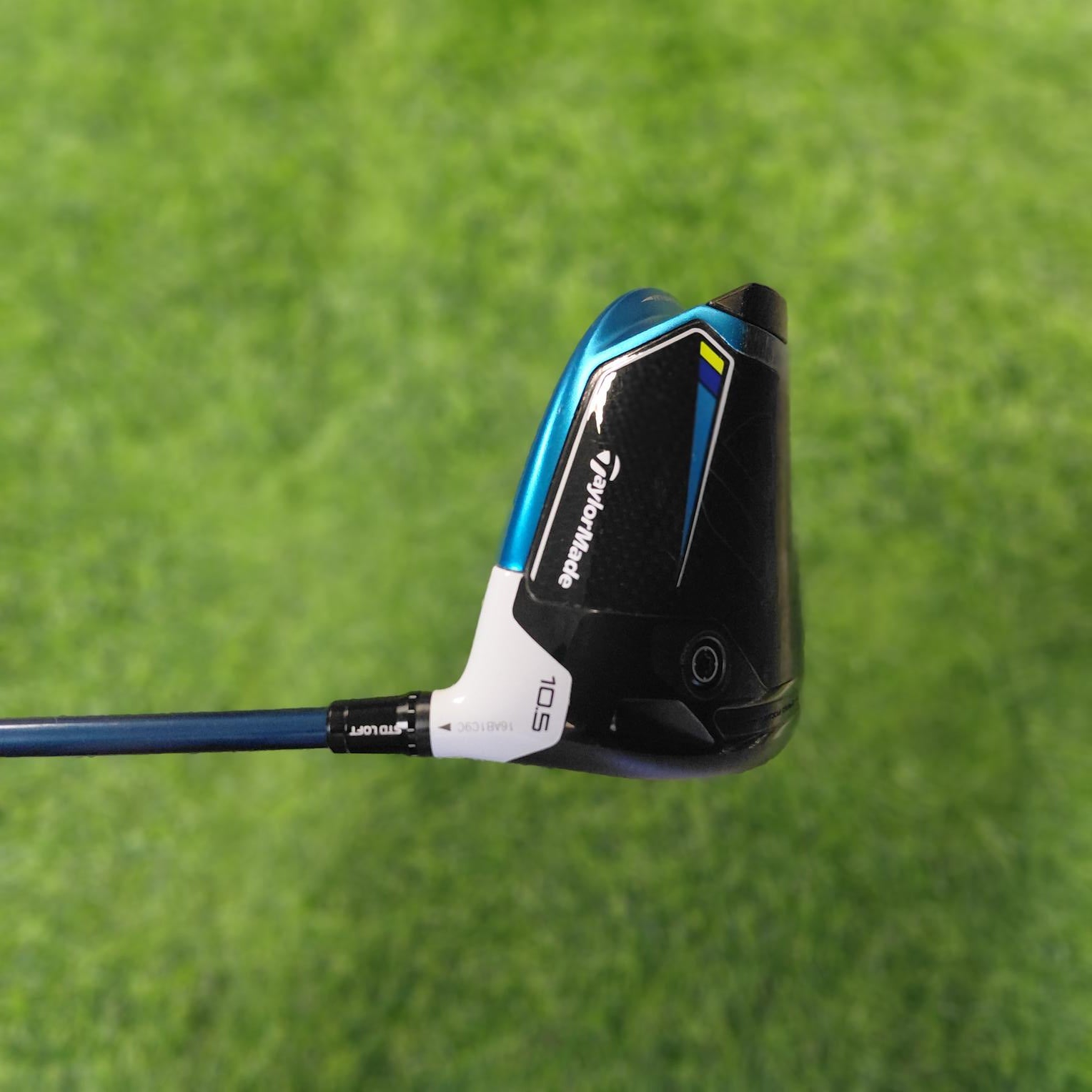 TaylorMade Driver / SIM2 MAX / 10.5° / R