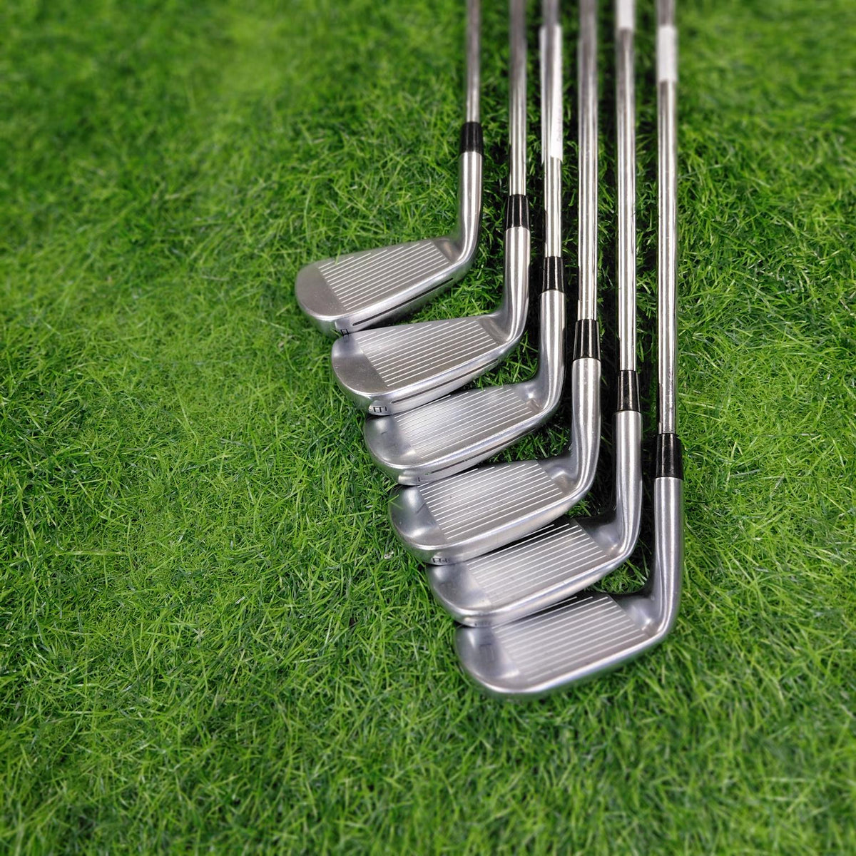 TaylorMade Iron Set / P790 / 6pcs / S