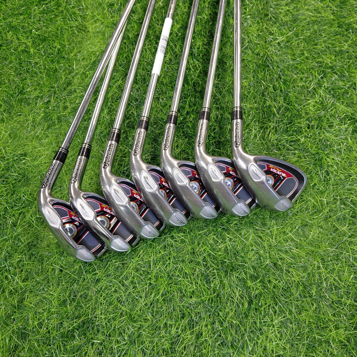 TaylorMade Iron Set / BURNER PLUS / 7pcs / Uni