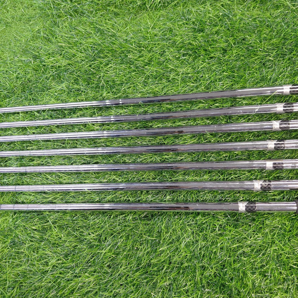 TaylorMade Iron Set / BURNER PLUS / 7pcs / Uni