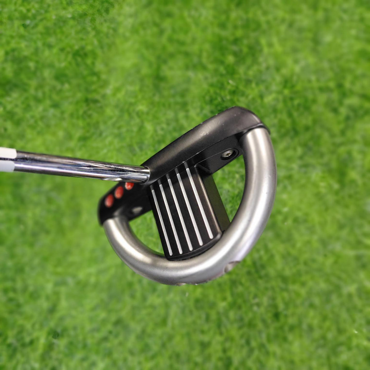 Scotty Cameron Putter / FUTURA Phantom / 34"