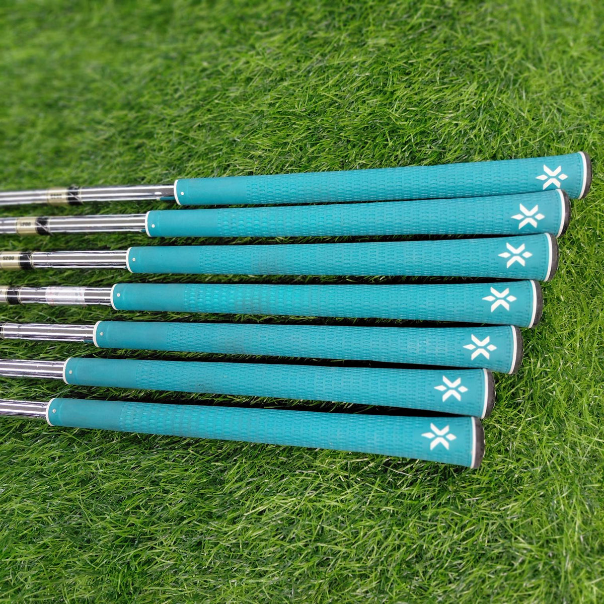 TaylorMade Iron Set / P790 / 7pcs / S