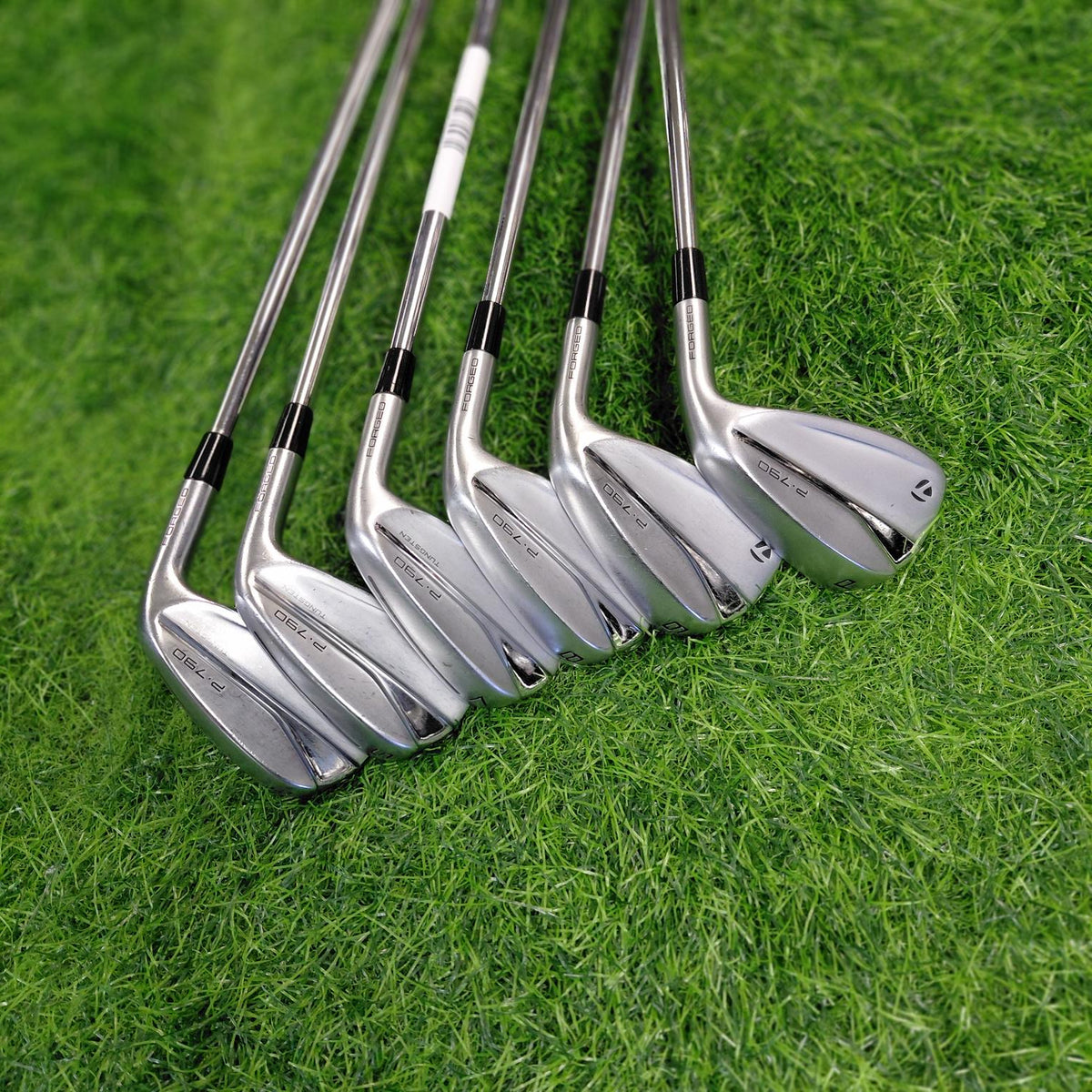TaylorMade Iron Set / P790 (2021) / 6pcs / S