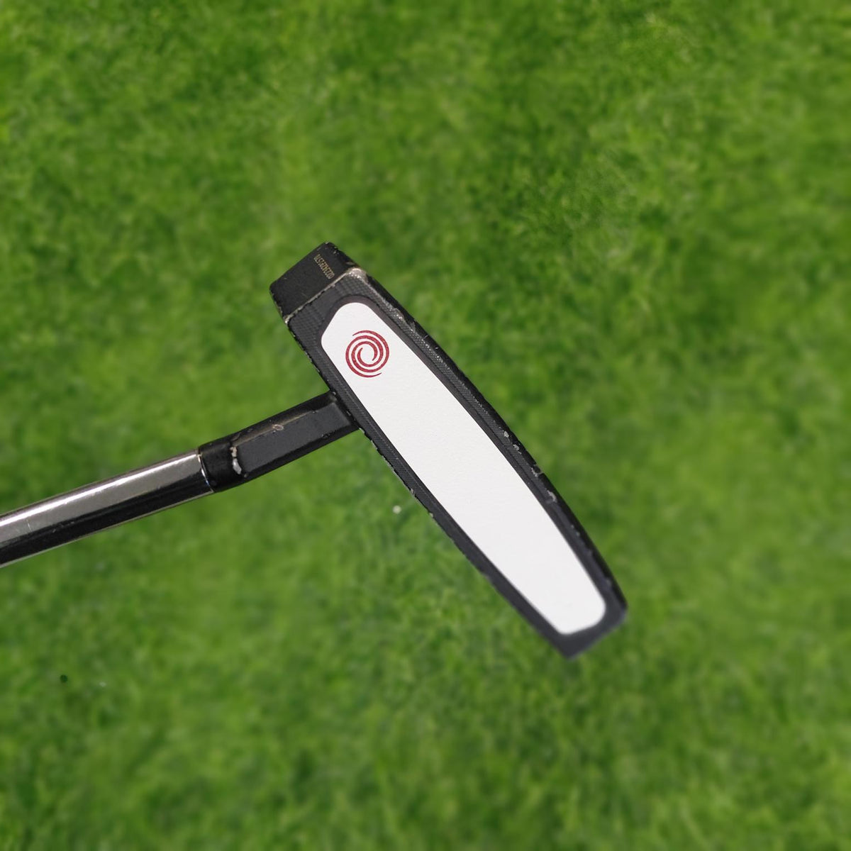 Odyssey Putter / WHITE HOT VERSA TWELVE S / 33"