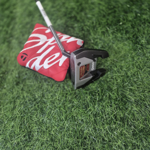 TaylorMade Putter / Spider GT Silver / 33"