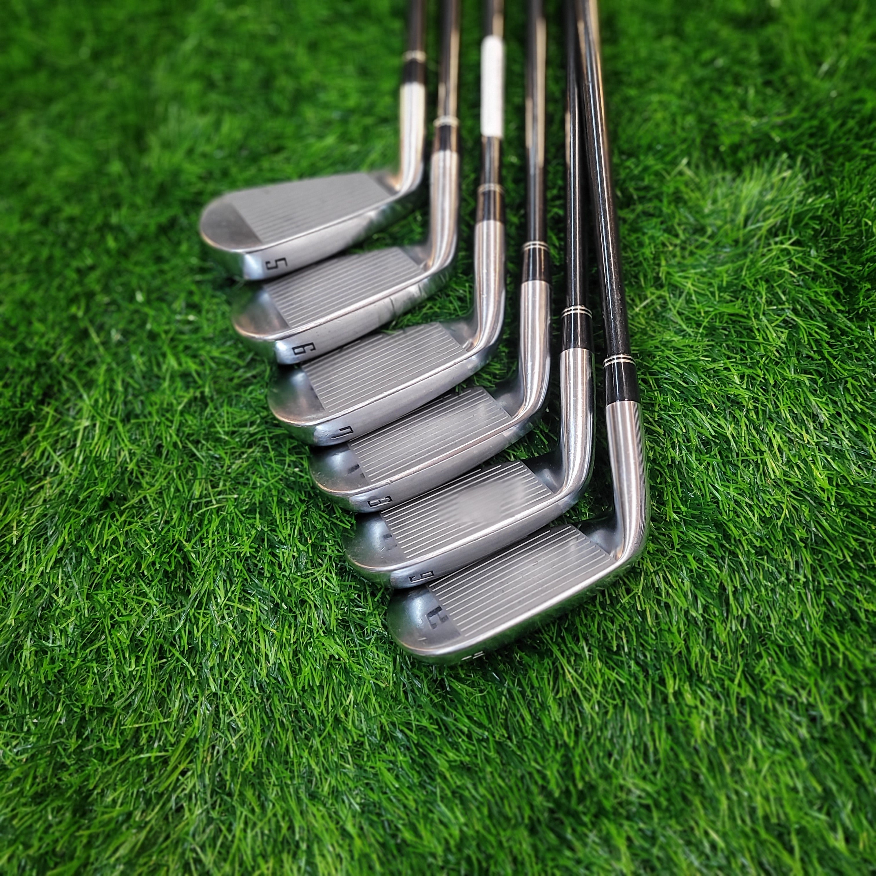 Bridgestone Iron Set / TOURSTAGE X-BLADE GR P-1 / 6pcs / R