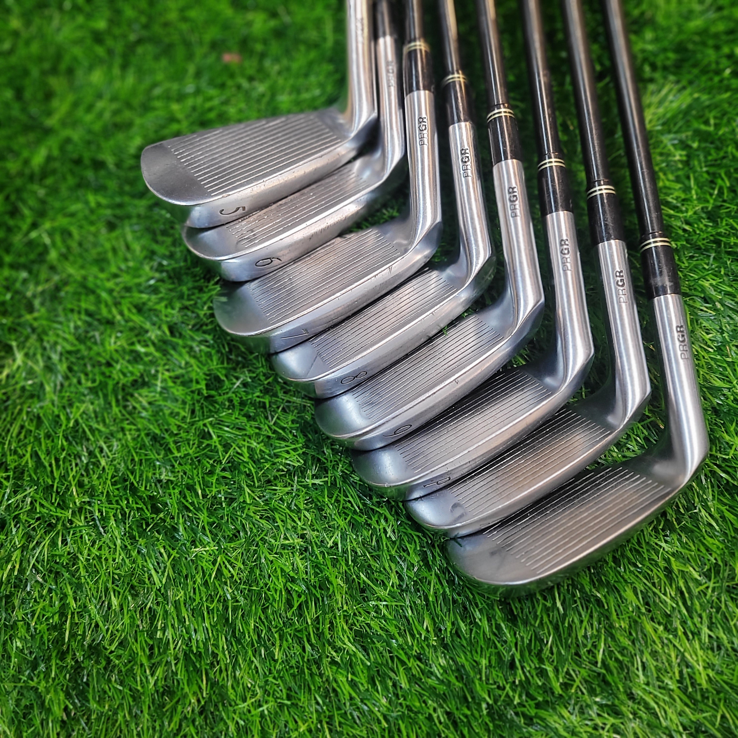 PRGR Iron Set / DATA811 / 8pcs / SR